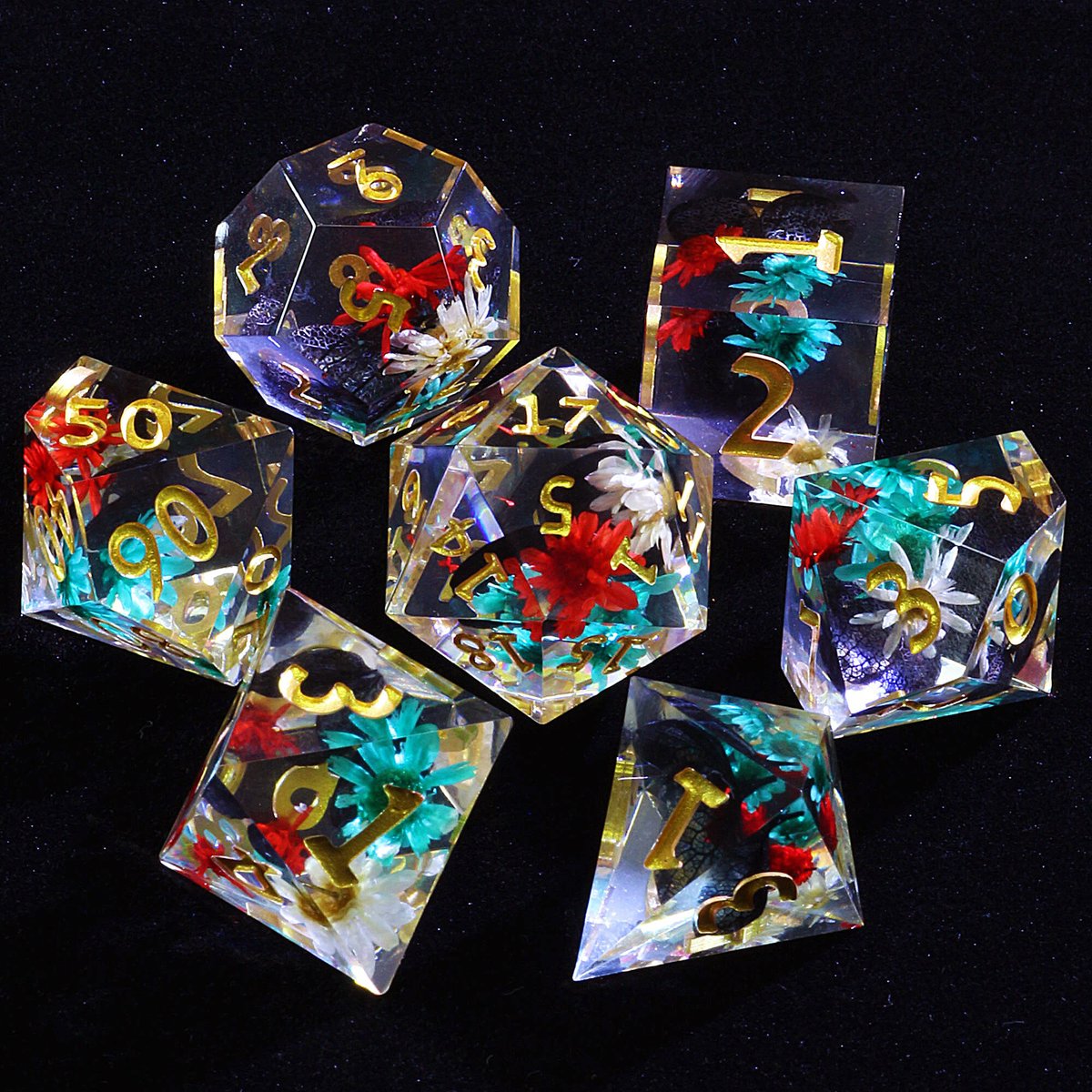 diceofdragons's tweet image. Bloom with every roll! 🌸 Our Flower Polyhedral Resin Dice Set brings the beauty of nature to your game. 🌿✨
Shop now: diceofdragons.com/products/7-pol…
#DND #FlowerDice #DiceOfDragons