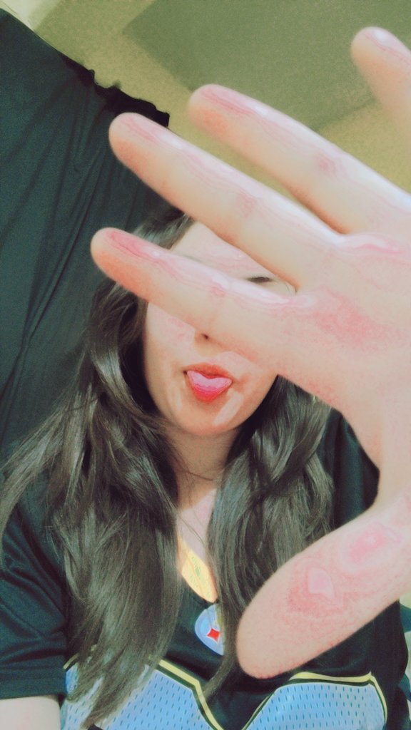 azul_cobalt0's tweet image. Esa pinche aferración a sentirse nimiedad.
#PEOPLE. #sesgo #sad #girl