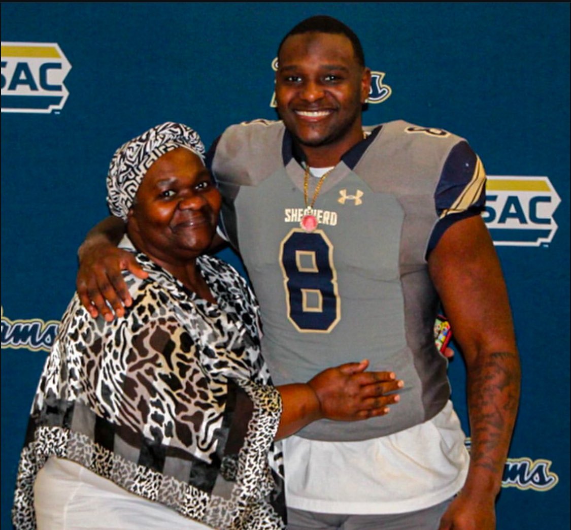 👀 
<a href="/TravonDye/">Travon Dye</a> commits to <a href="/SURamsFootball/">Shepherd Football</a>!

#GoFUMA