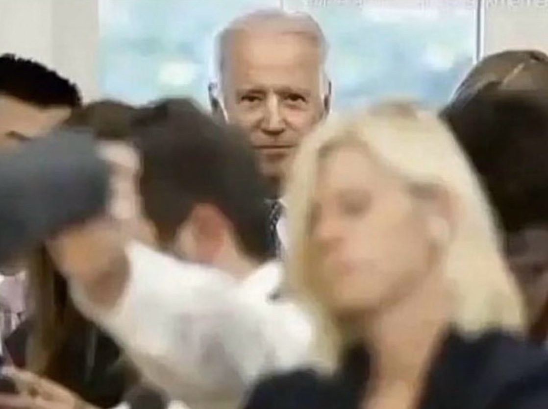 How i look at the person in public filming a corny video of themself