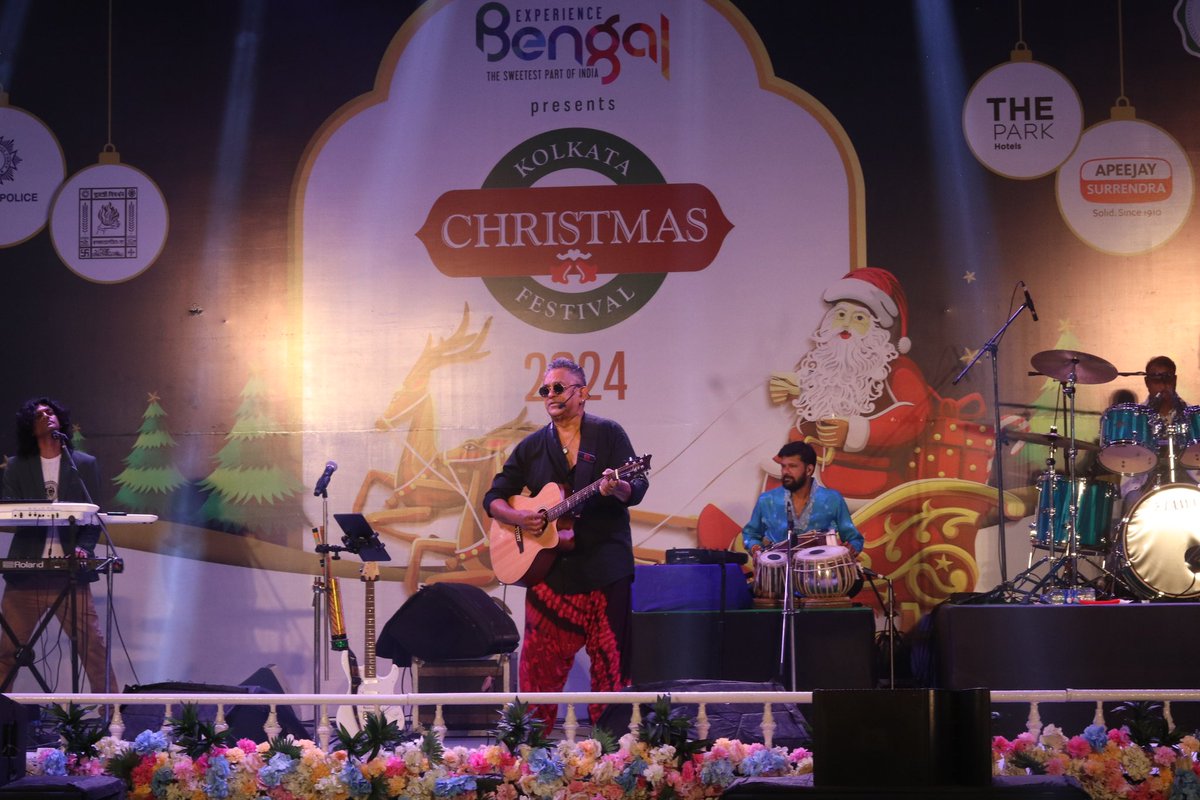KolChristmas's tweet photo. Glimpses of Remo and the Microwave Papadams LIVE at the Kolkata Christmas Festival https://t.co/vVYAnNGIwT