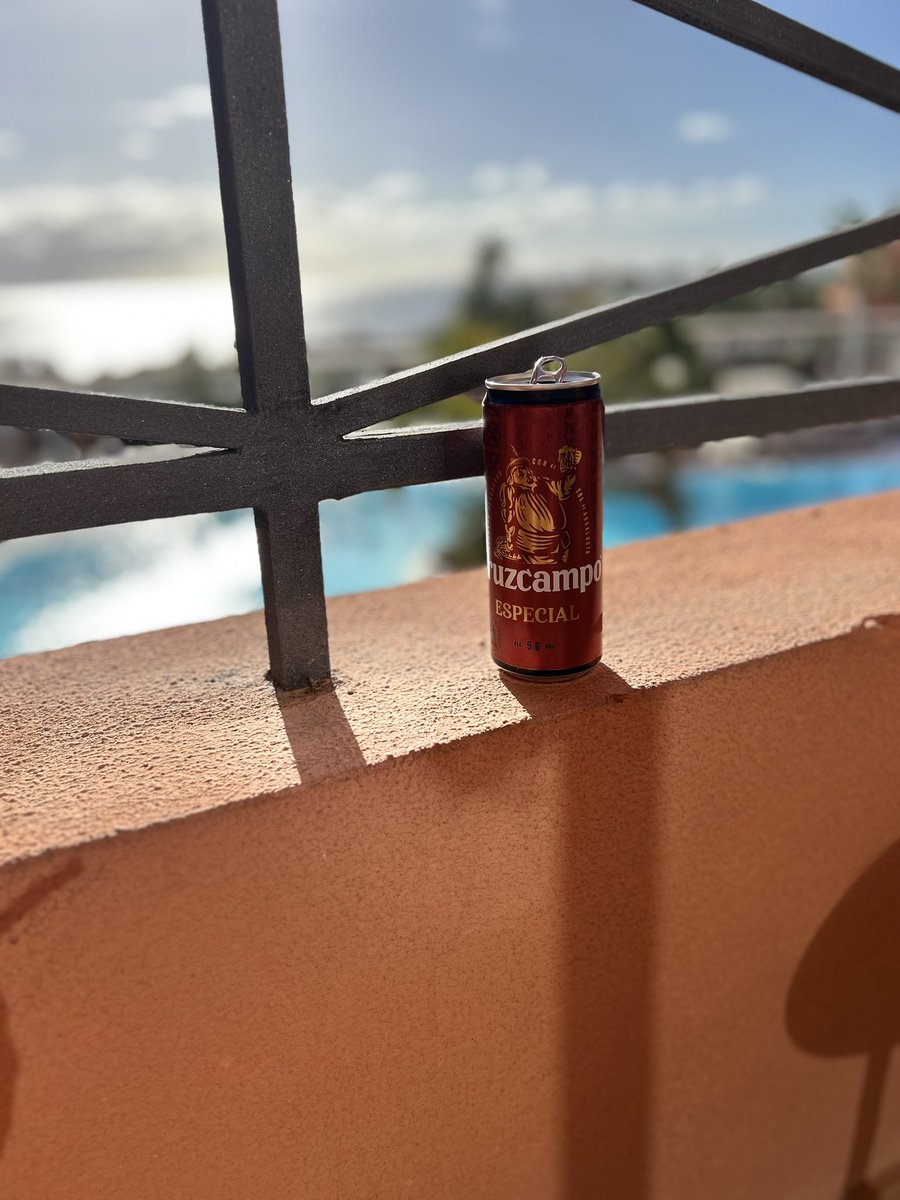 GaryPoor's tweet image. Where am i? #cruzcampo 🍻🎉