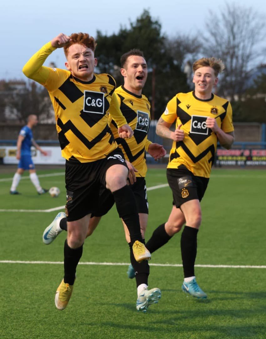Dumbartonfc's tweet photo. 🧑🏻‍🦰👑 https://t.co/HlMUcC39Ij