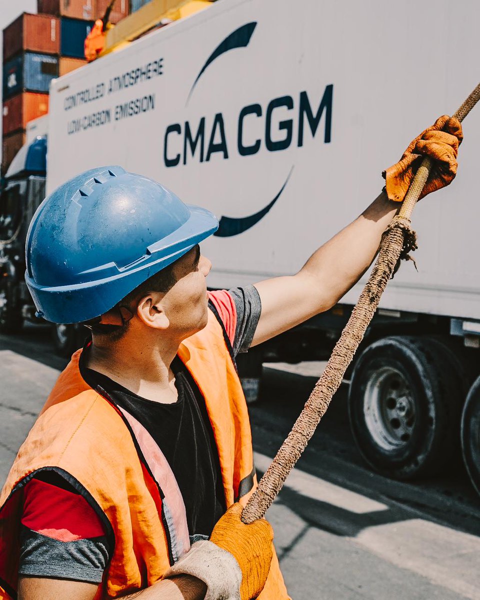 TC2mdp's tweet image. Feliz Día del Estibador Portuario.
Especialmente a nuestros compañeros de #Hipocoop quienes son piezas fundamentales de nuestro servicio logístico en #TC2