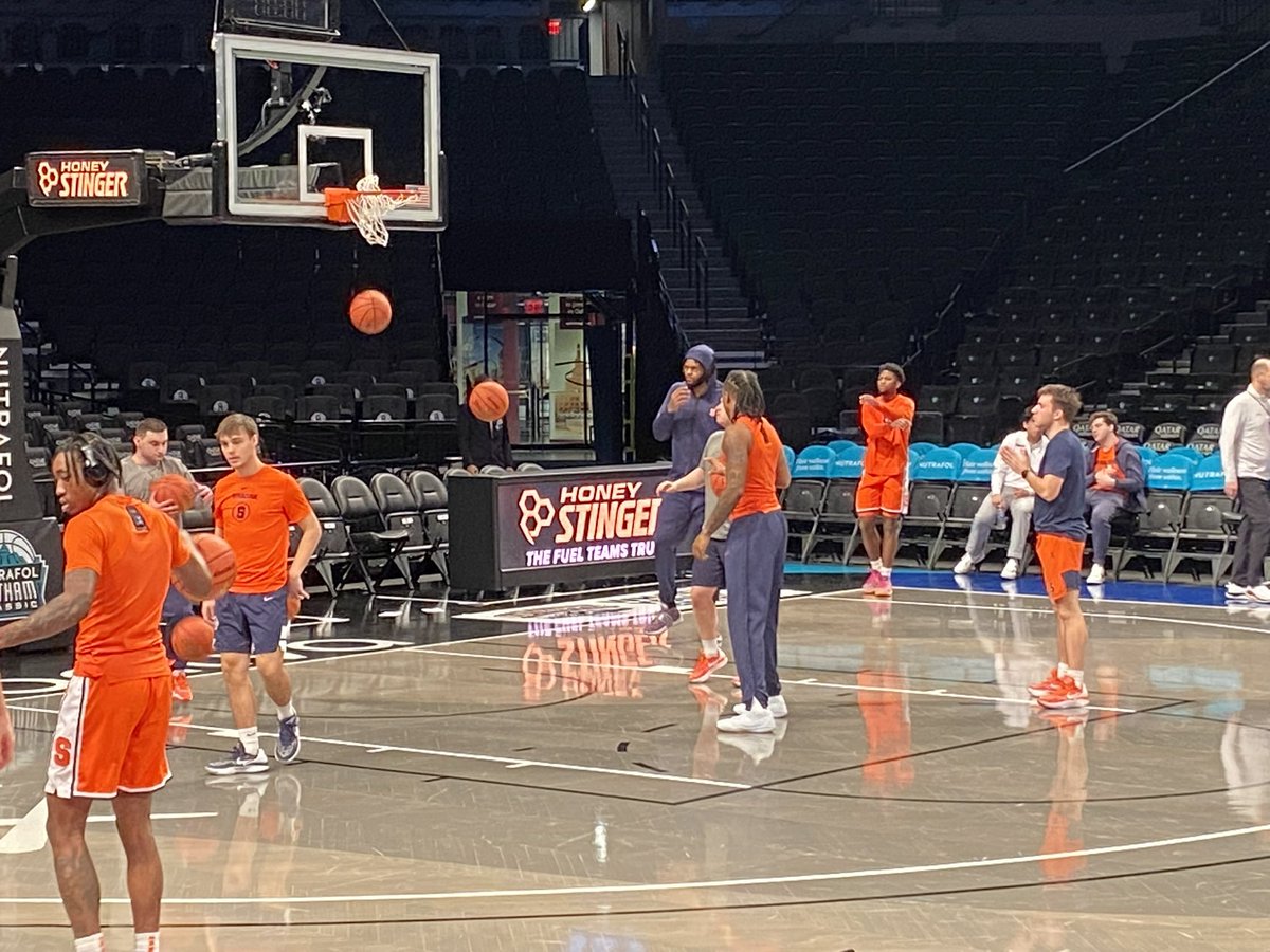 Nutrafol Gotham Classic tweet media