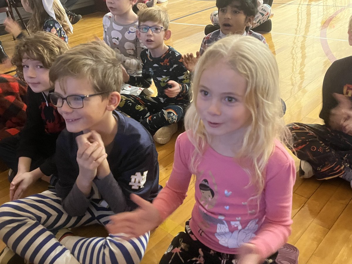 Debbie Booz tweet media