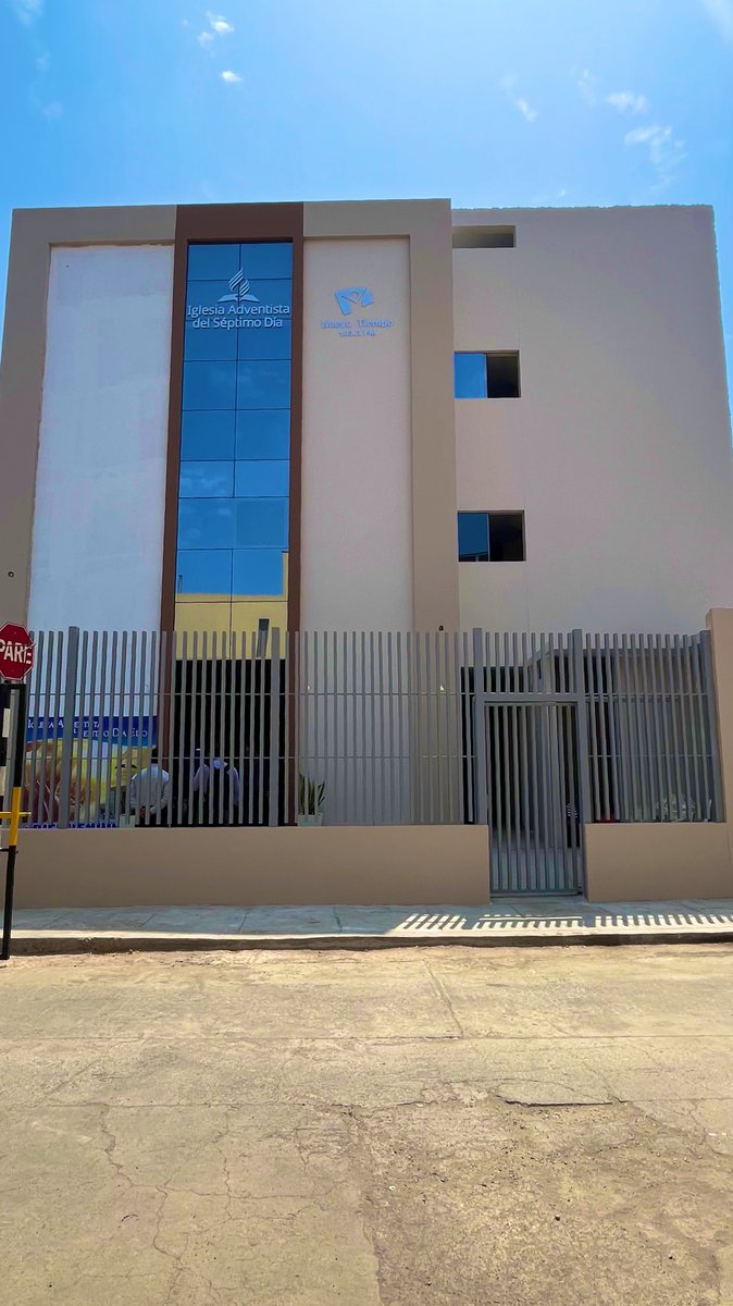 📍Lima Centro: ¡Renovados para la misión!
La iglesia adventista de Elio, en el corazón de Lima, presenta su nueva fachada, símbolo de nuestra visión de llevar el evangelio a cada rincón 🌍. Inspirados por la #MisiónGloCal, y llevar nuevos discípulos para Cristo #RID