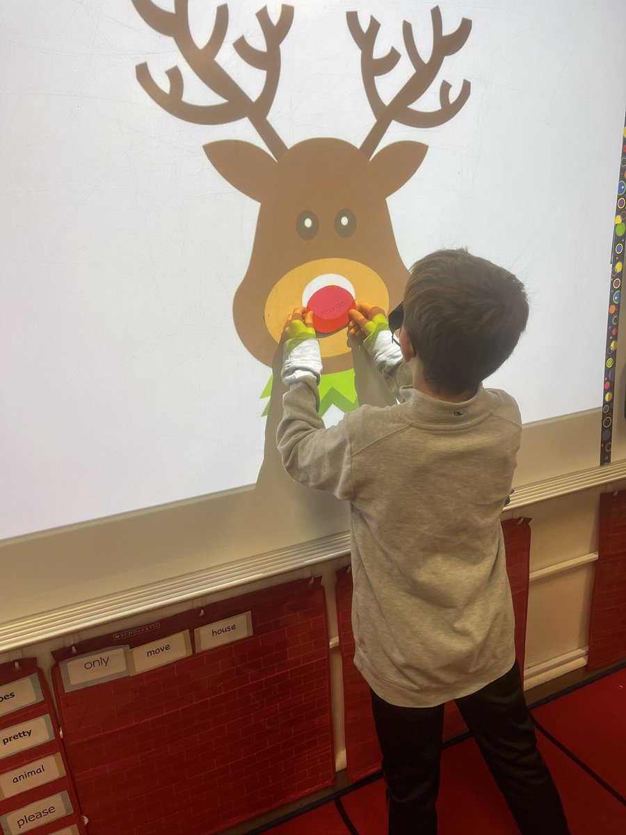 Thank you to our parents for a wonderful holiday celebration to end our day! Wishing you all a happy holiday and wonderful 2025!  #tgproud #tollgategrammar