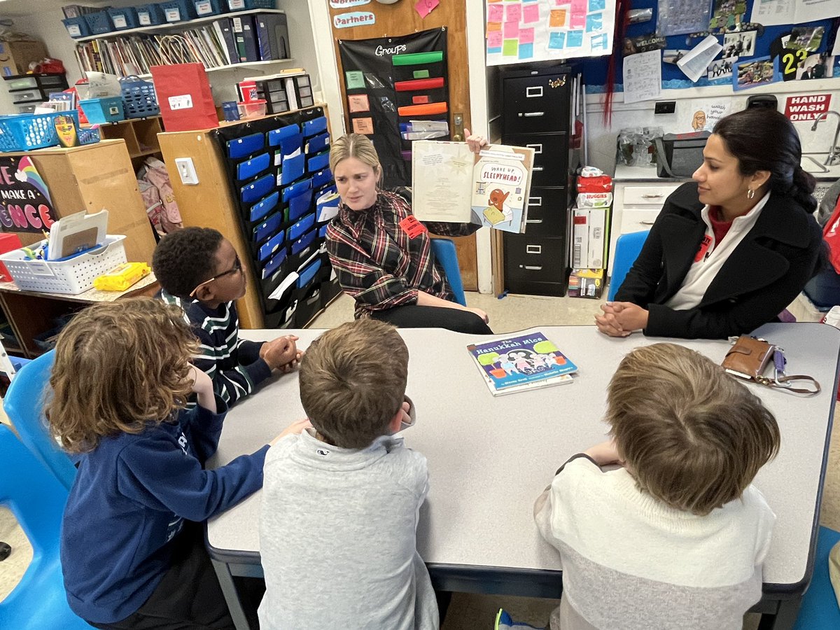 Debbie Booz tweet media