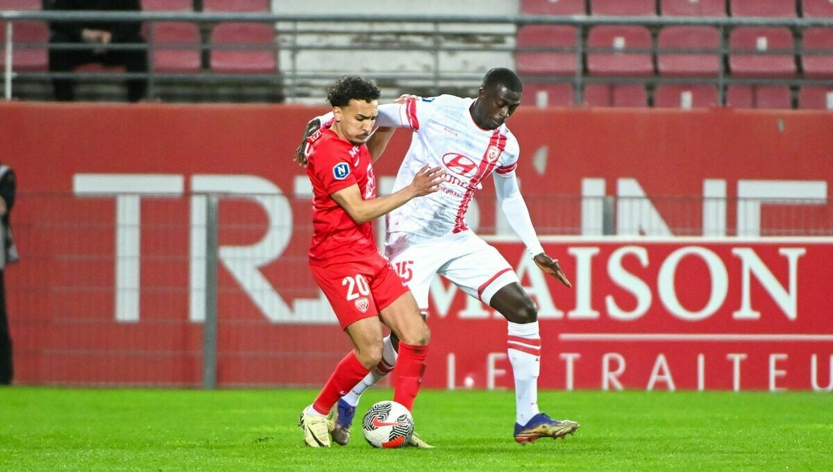 icibelfort's tweet photo. ⚽🟡🔵📢 #Mercato : Zakaria #Fdaouch ne signera pas au #FCSM
Le club a refusé sa "surenchère financière" 
+ explications de Julien Cordonnier, manager général 
➡️ https://t.co/hsDjgnq5jW
#Fbsport https://t.co/jXsh8JfS6h