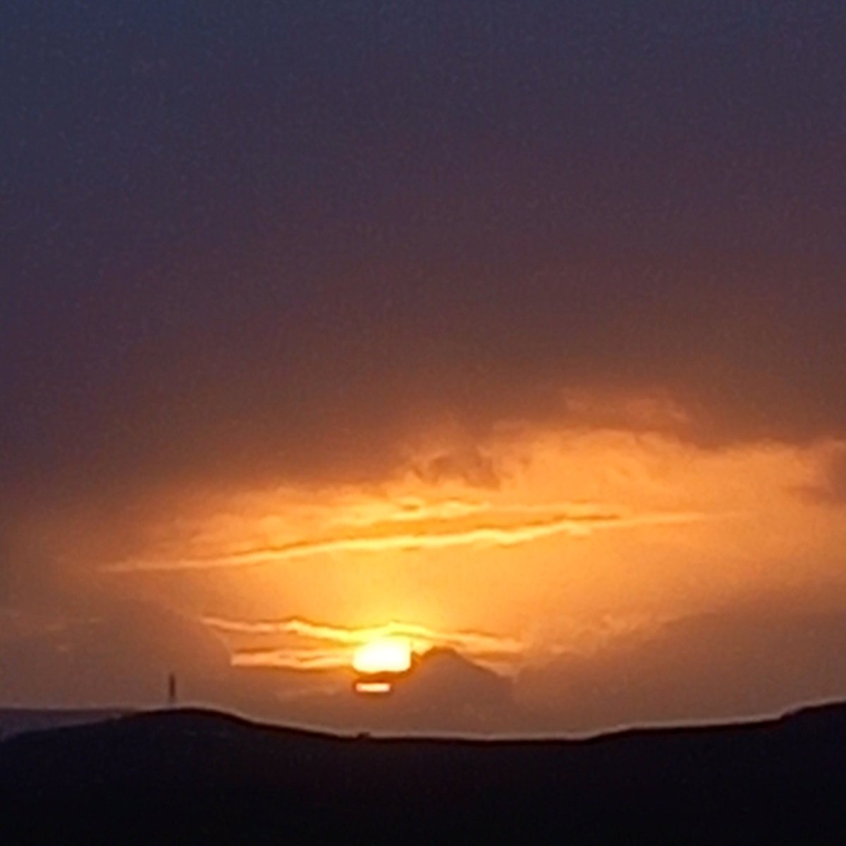 Day 356 ✅️ #366DaysOfWalking and the sun about to set on the Winter Solstice.