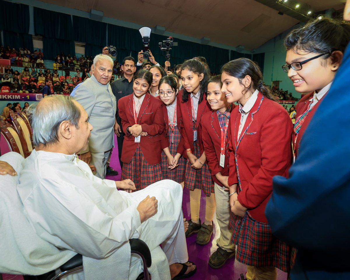 Naveen_Odisha's tweet image. Delighted to participate in the 6th DAV United Festival and extend my warm greetings to all of you on this occasion. Offer my humble tributes to Swami Dayananda Saraswati, Lala Lajpat Rai and Mahatma Hansaraj, the founders of the DAV movement.

In its journey of 138 years, the…