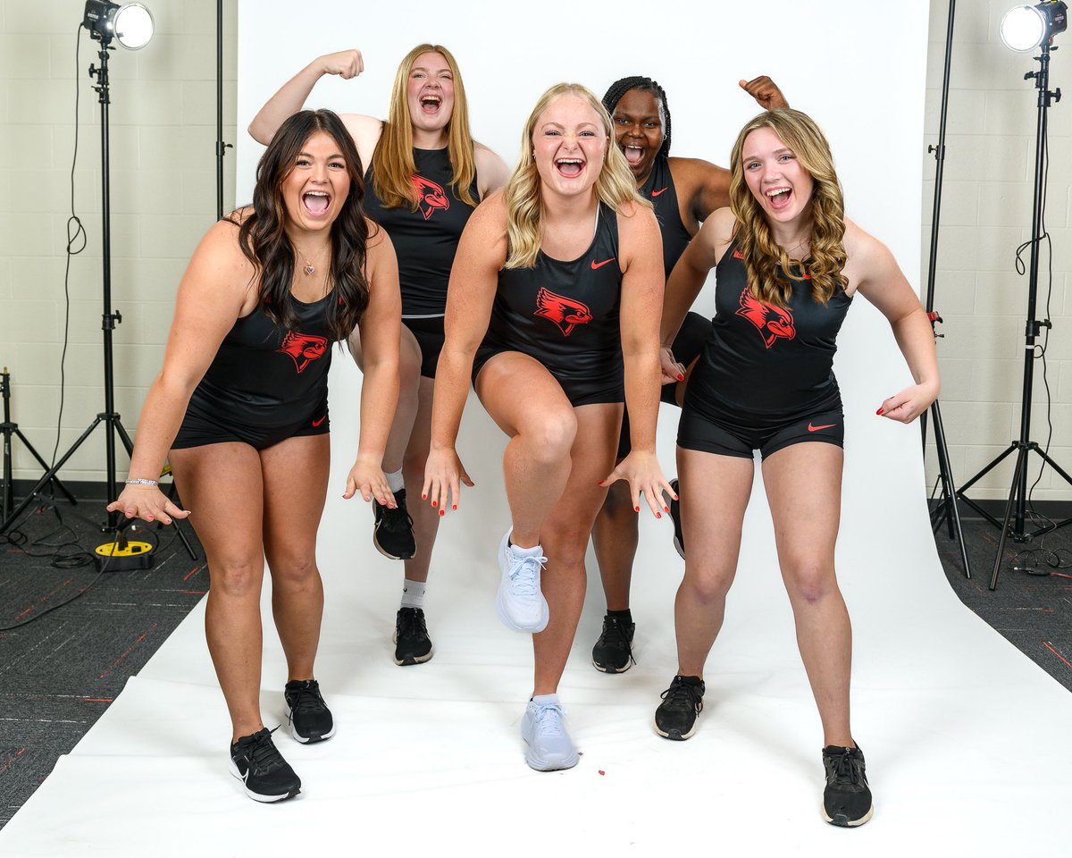 christascott06's tweet photo. Wishing Adi Scott and her fellow teammates an amazing 2025 season! Here are some pictures of my girl from media day. #BabyRedbird #TrackAndField #RedbirdNation #MediaDay #SophomoreYear #GoRedbirds #ProudParent https://t.co/EE5uQIEylv