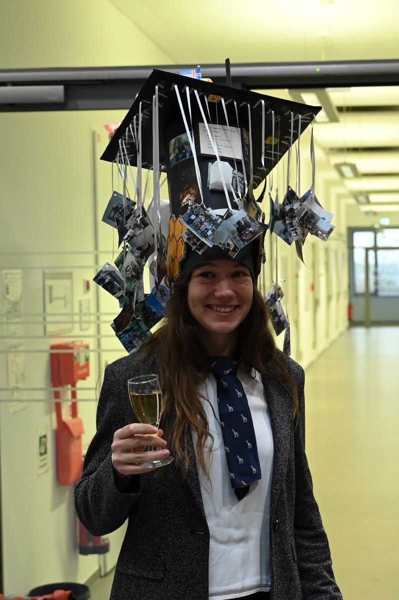 Würthner Group (@wuerthnergroup) on Twitter photo Congratulations to Jessica Rühe <a href="/jessicaruehe/">Jessica Rühe</a>, who on December 13, 2024 very successfully defended her PhD thesis on "Polycyclic Aromatic Bisimide Cyclophanes for Efficient Guest Complexation and Photofunctional Control". We wish you a bright future!✨ Congratulations to Jessica Rühe <a href="/jessicaruehe/">Jessica Rühe</a>, who on December 13, 2024 very successfully defended her PhD thesis on "Polycyclic Aromatic Bisimide Cyclophanes for Efficient Guest Complexation and Photofunctional Control". We wish you a bright future!✨