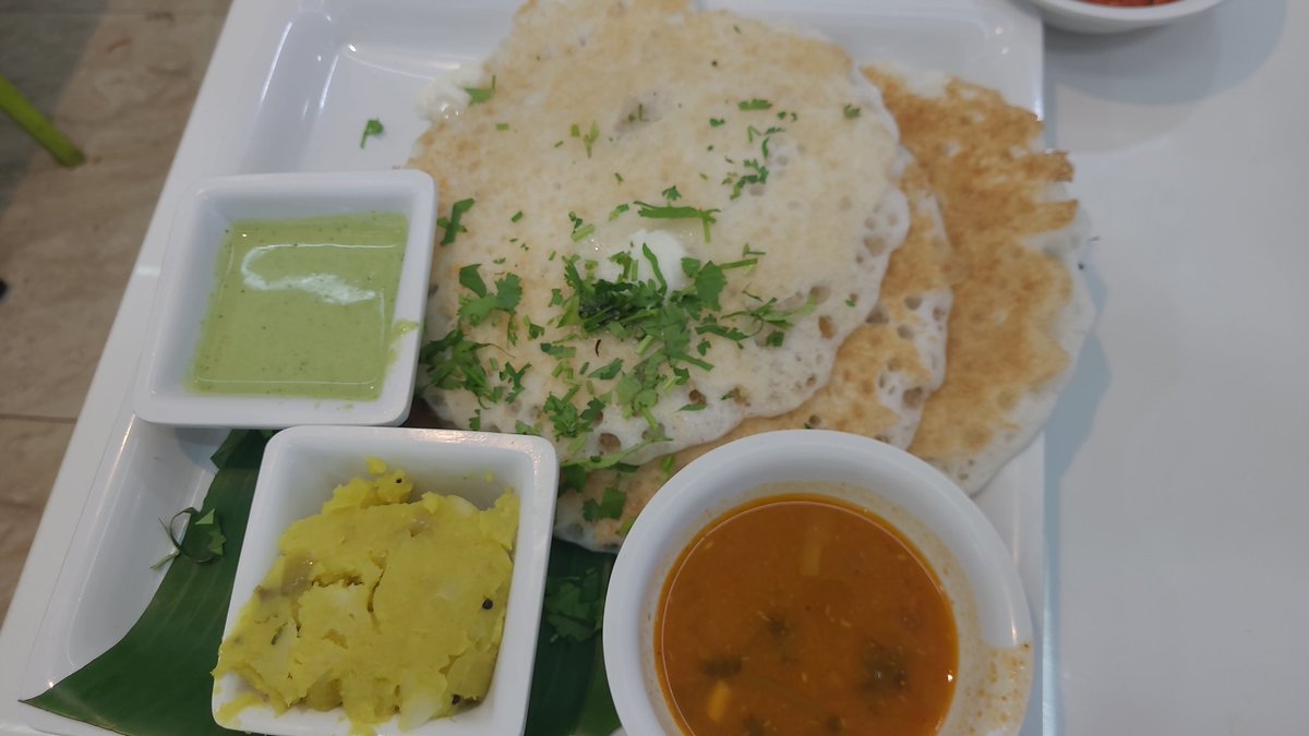 Virenn_Indian's tweet photo. This is the best dosa you get at Pune.
#SetDosa https://t.co/zUHixhAdO5