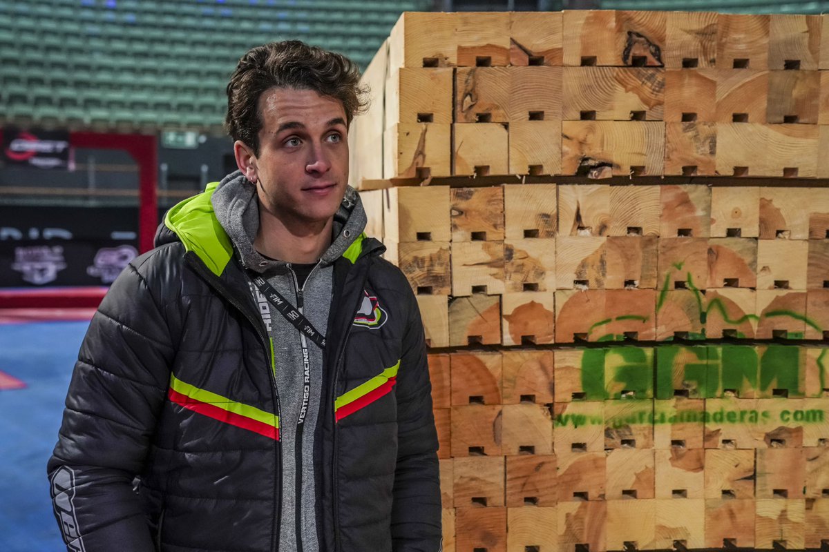 Miquel Gelabert and the Vertigo team have everything ready for the start of the indoor season 2025💥

Who is looking forward to seeing our rider in action? 😏

📸 Pep Segalés