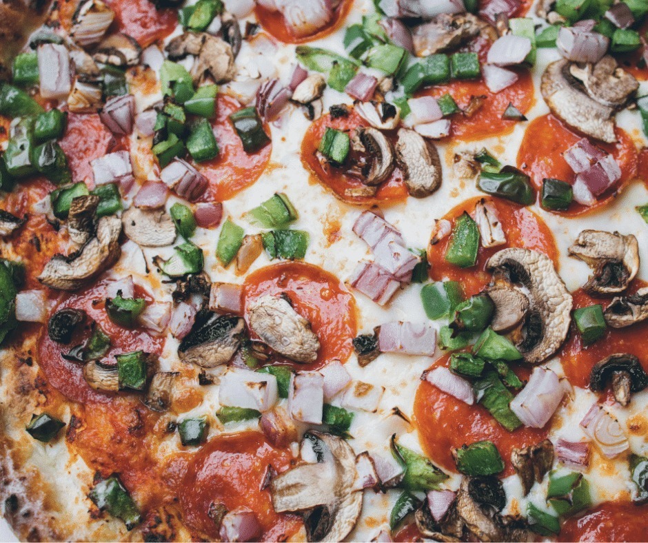 It's beginning to look a lot like Christmas!

🌐 - alittlepizzaheaven.ca