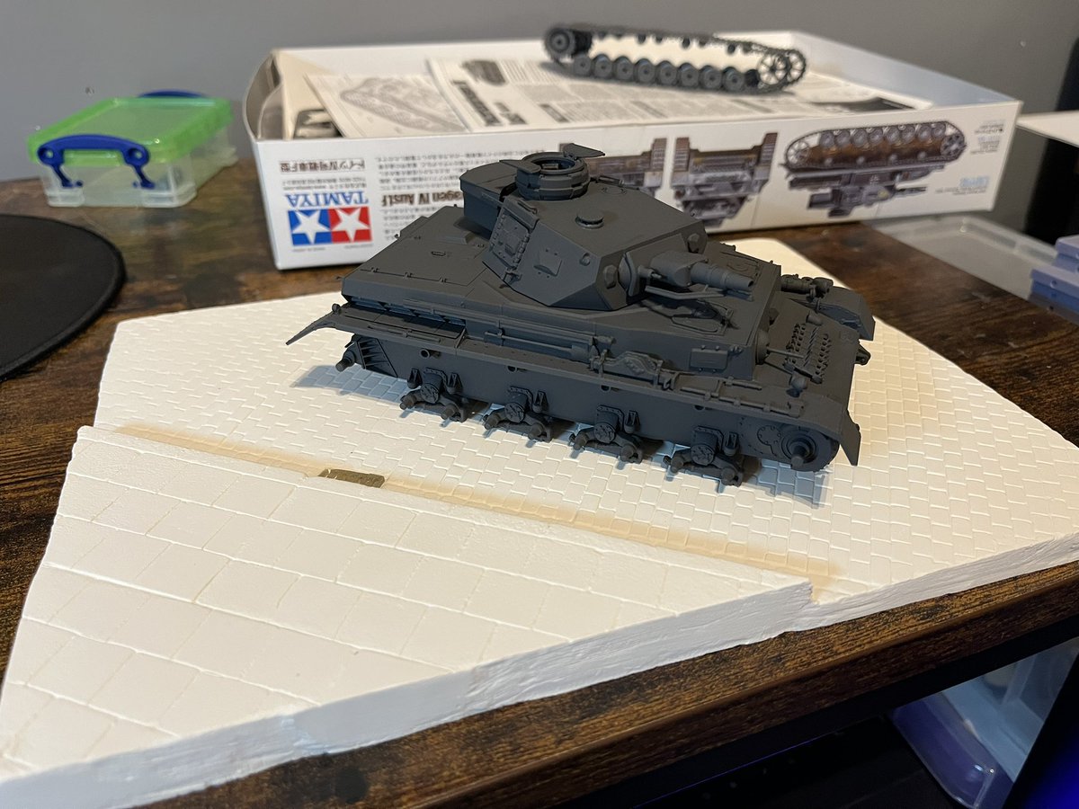 Had a full day at the desk, so tank is all built and had a coat of German grey #FestiveTankChallenge