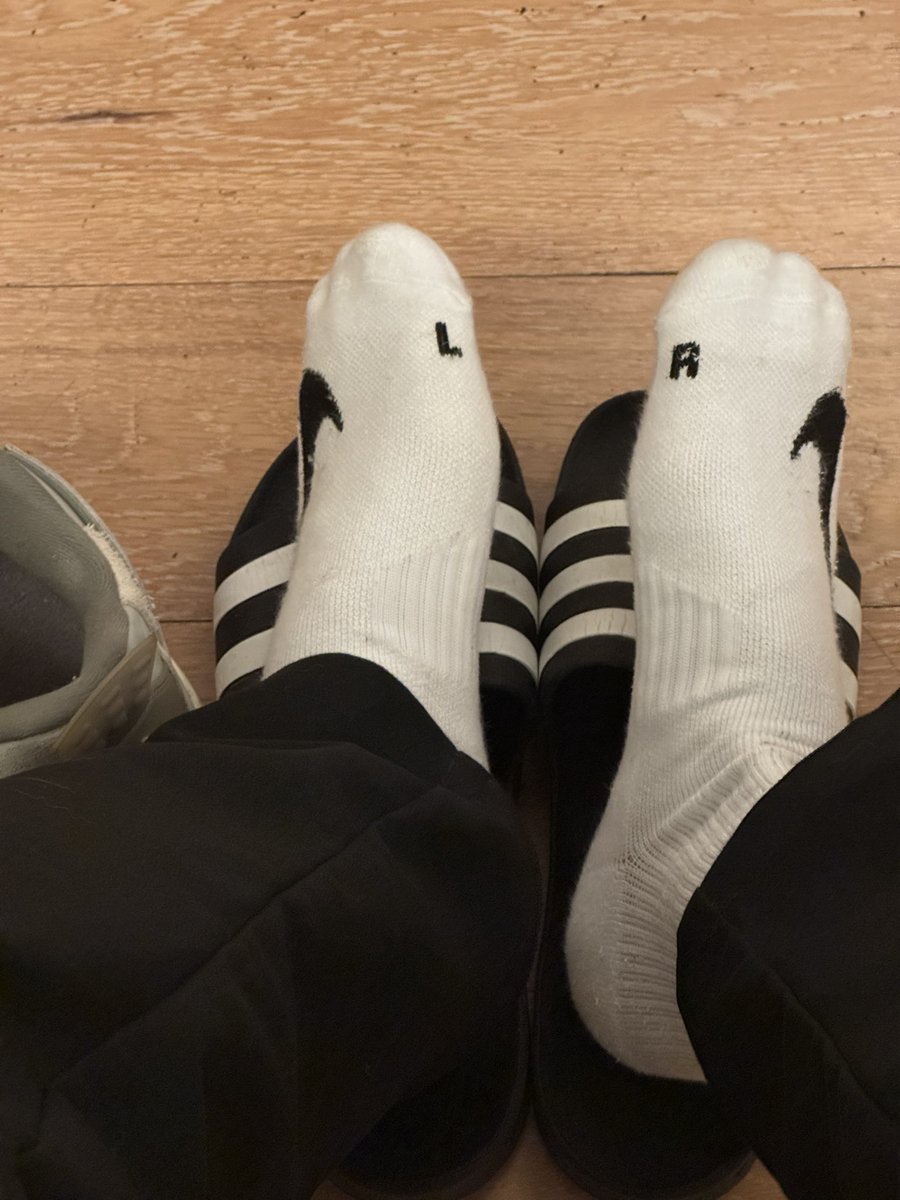 zmmshis's tweet photo. 白白净净🧦 https://t.co/SQze6Y5WsT