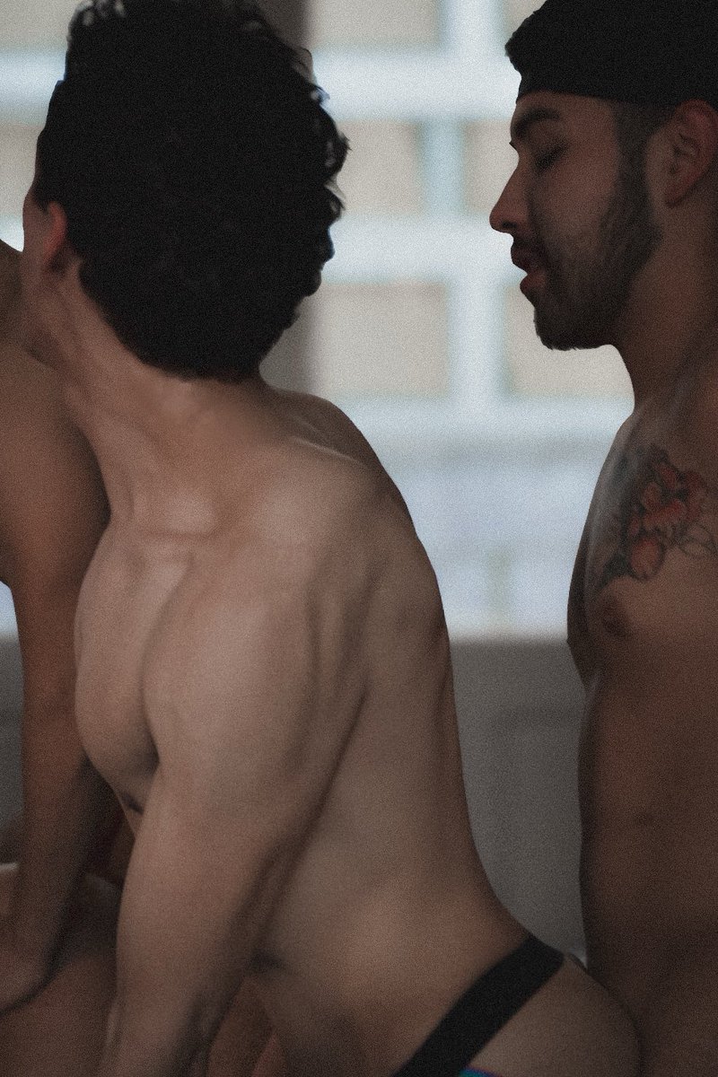 Orgy en la oficina de <a href="/GdelDiabloXXXX1/">🇲🇽@GdelDiabloXXXX 🇲🇽</a> 😈🔥

4 horas sin parar, donde sentí la verga de <a href="/JustTeIImeAleX/">JustTeIIm</a>, luego la de <a href="/ZCurls23375/">Zhava Curls</a> y <a href="/Bern11Cap/">CapBern</a>, <a href="/xdxirestrada/">xdxirestrada</a> y yo nos la pasamos muy rico. 🍆🍑
¡Exclusivamente por Telegram. Información por privado!

Fotografía: @dan_scorfano