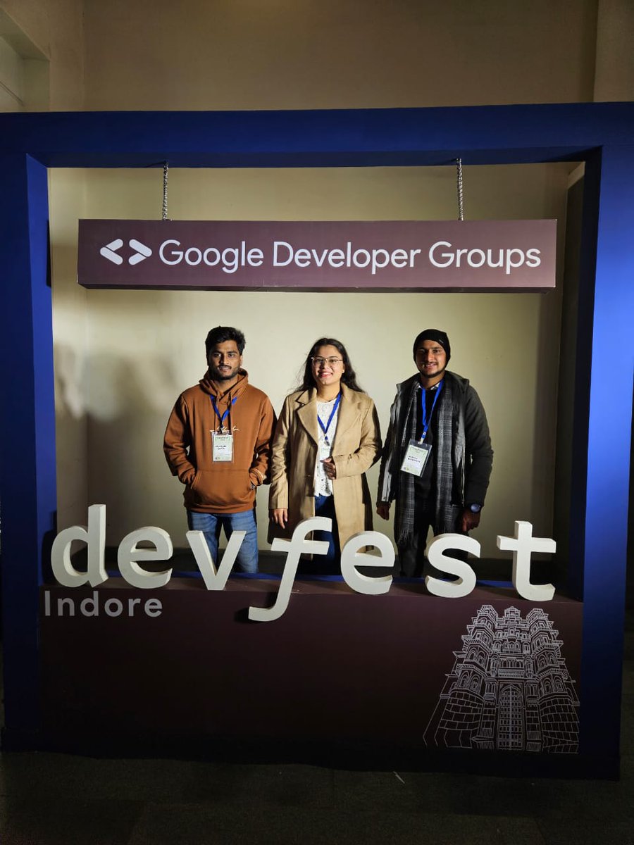 Roshan_twi's tweet photo. Attended #DevFestIndore and it was an absolute blast! ๐
Loved the amazing session by @debug_mode on Javascript๐ปโจ.
Also got to meet some truly amazing people! @jasneet2003
@Sarthaksavvy @Abhishek12703
#gdgindore
#DevFest2024 https://t.co/FT07EuuhoM