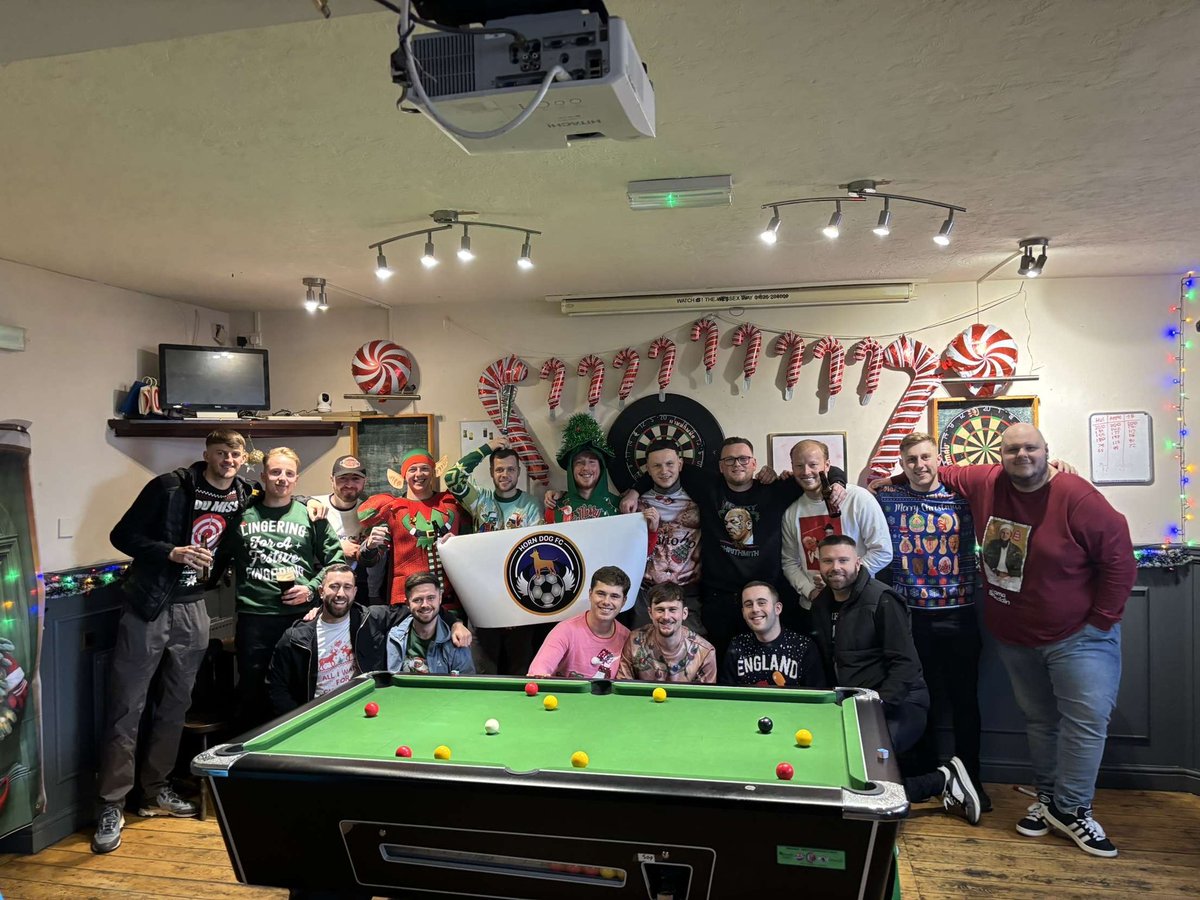 josephsquires_7's tweet image. Annual Buckley pub crawl with the fellas (jumper wasn’t my choice) 🍺