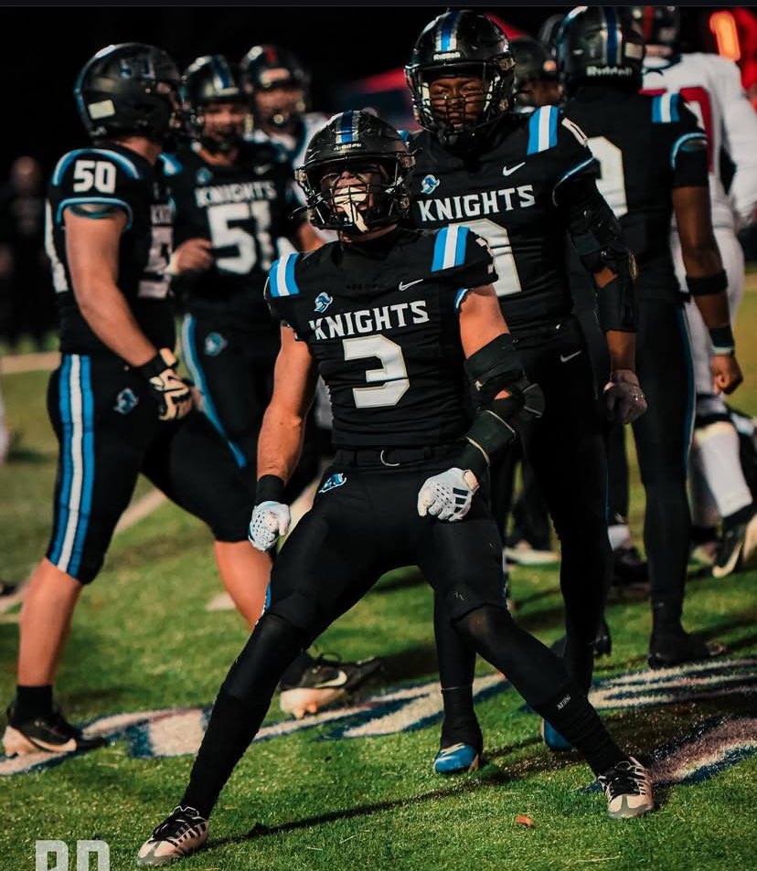 Congrats to ‘26 LB <a href="/MilesKhatri/">Miles Khatri</a> on being selected 2nd Team All-State ⚔️⚔️ <a href="/MCPKnightsFB/">Montgomery Catholic FB</a>