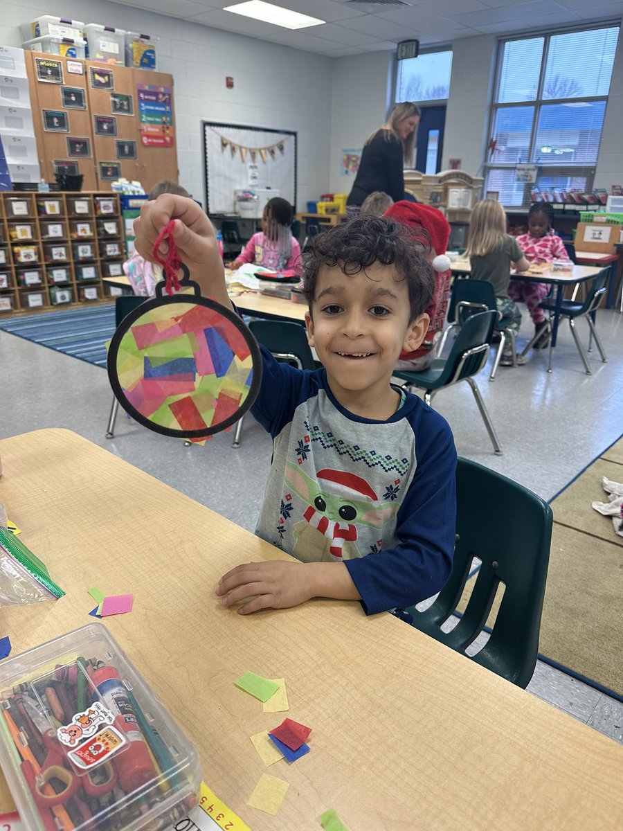 MrsBarrows_K's tweet photo. We had so much fun at our Winter Party yesterday! @WCESCougarAACPS ❄️🩵 https://t.co/VFJWu11roU