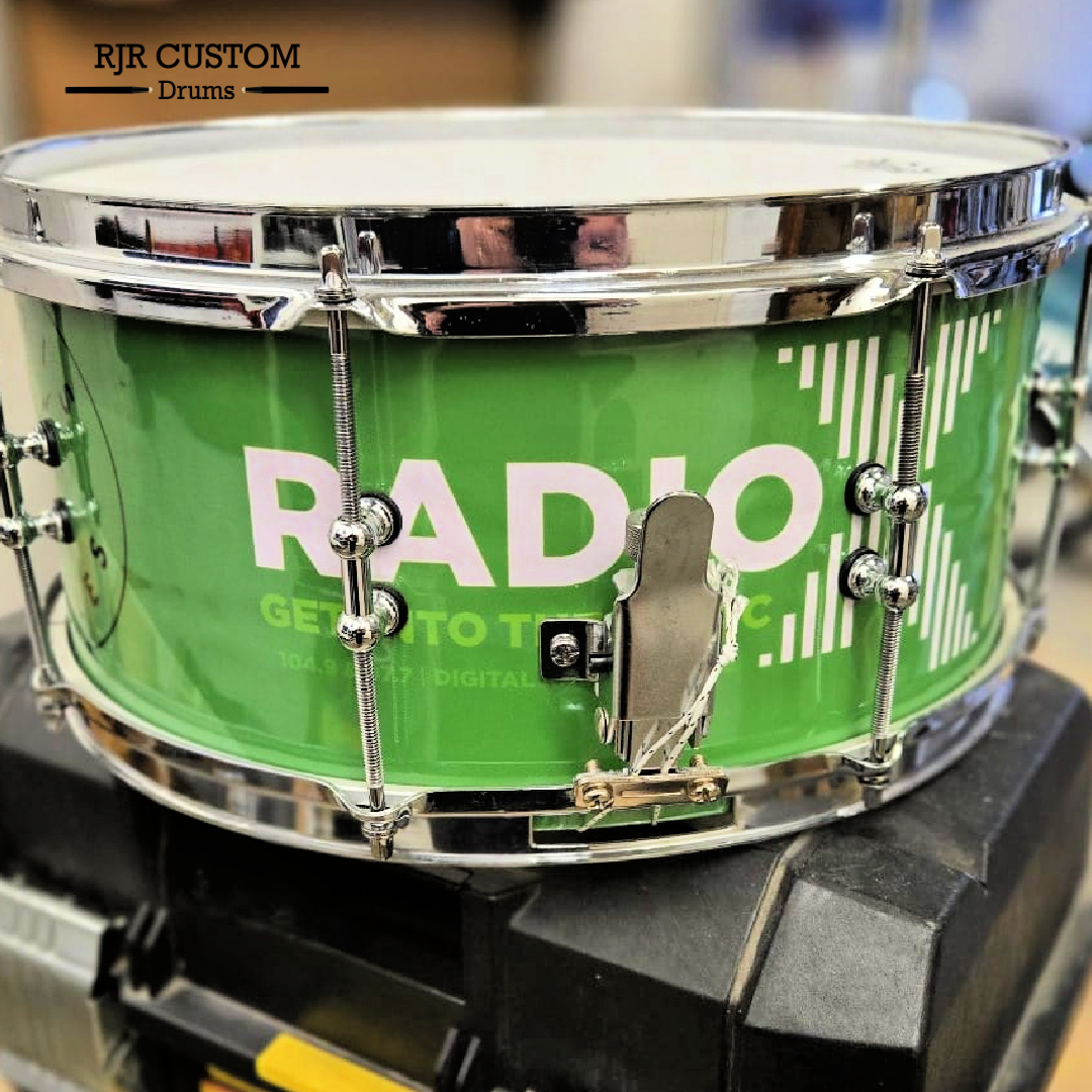 RJRCustomDrums's tweet photo. Well chuffed that @ChrisMoyles and the team liked our little present for them!!
Merry Christmas!!
#snaredrums #chrismoylesshow #chrismoylesradiox #radiox @Pipskin @chrisjlongman @CumbrianJames @RadioX @domisatwit #customdrums #drummerslife #drum #drumsdrumsdrums #drummer https://t.co/bqAlcCy3yF
