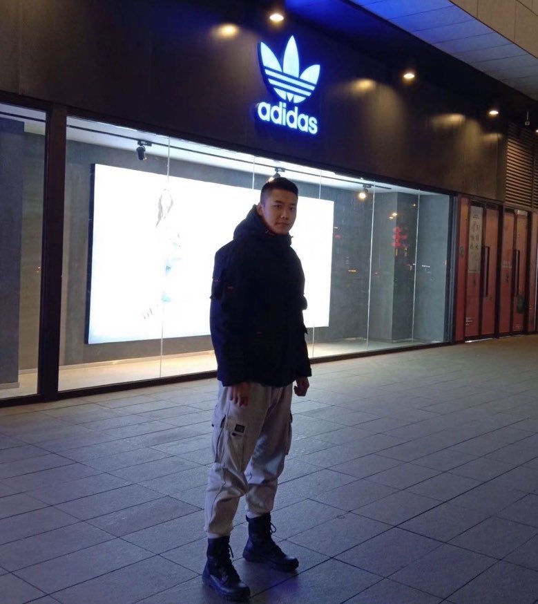 TS飞儿 tweet media