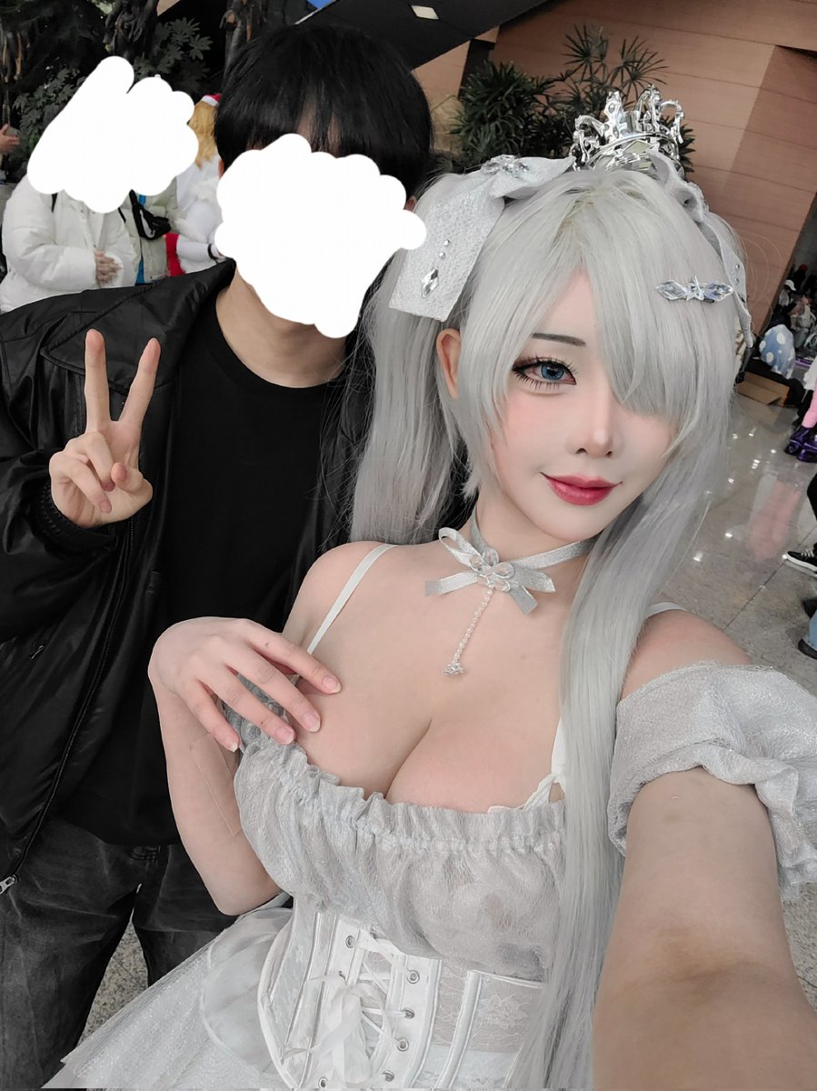 8년만에 온 서코
카프카 포카는 매진이라 못삼

#서코 #12서코 <a href="/Yasal_170/">야살 / Yasal</a>