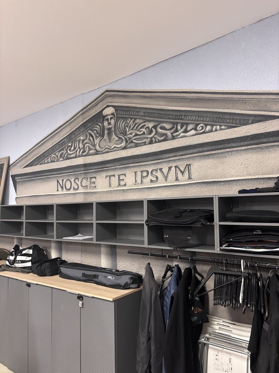 Marquant_C's tweet image. Dernière visite de l’année..
Décorum ❤️