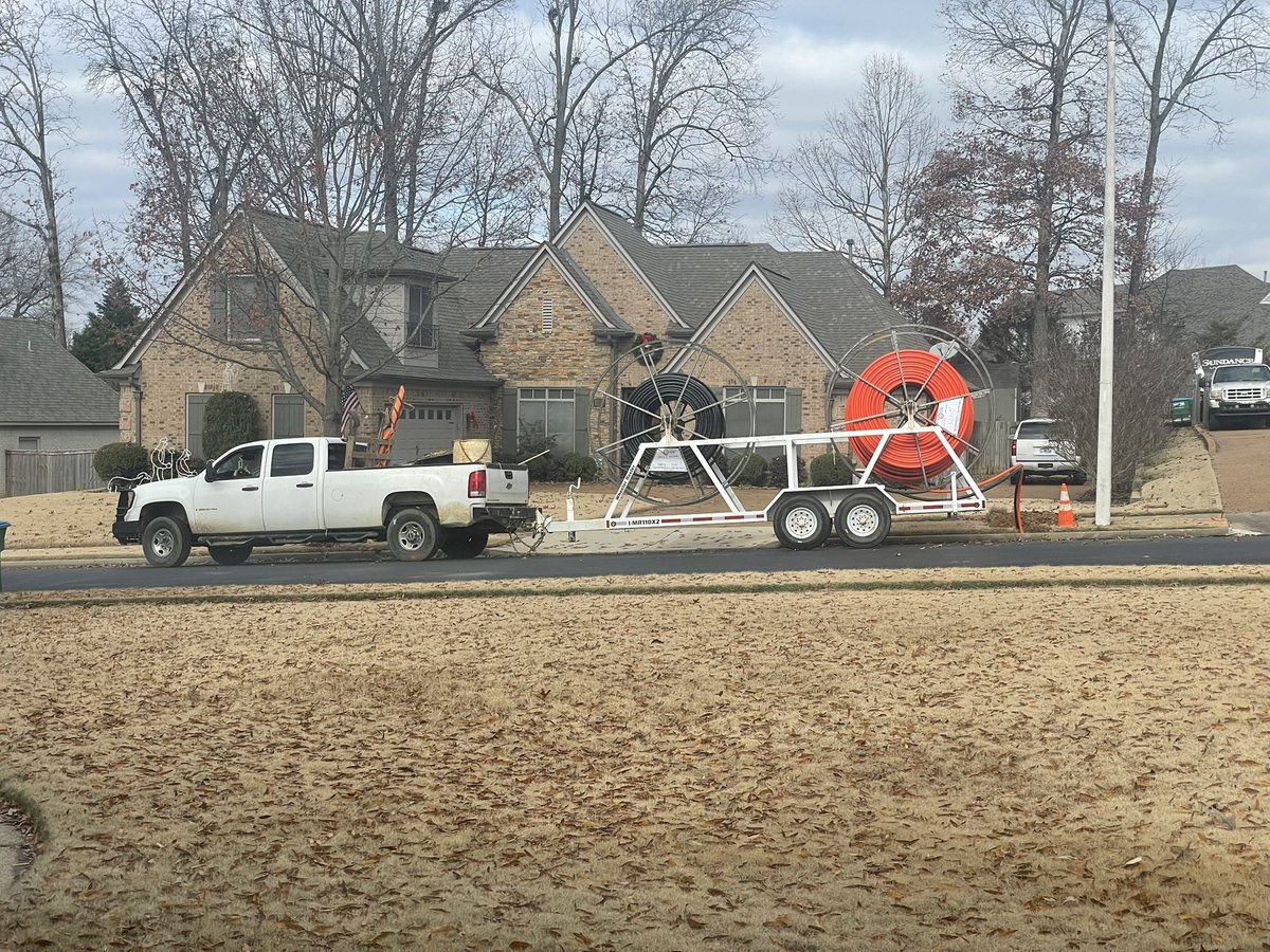 Woohoo! The fiber internet trucks were spotted in front of our house this morning! 

All 3 of us boys have been doing our happy dance all morning, but Cortney doesn’t seem to fully grasp the awesomeness of this🕺