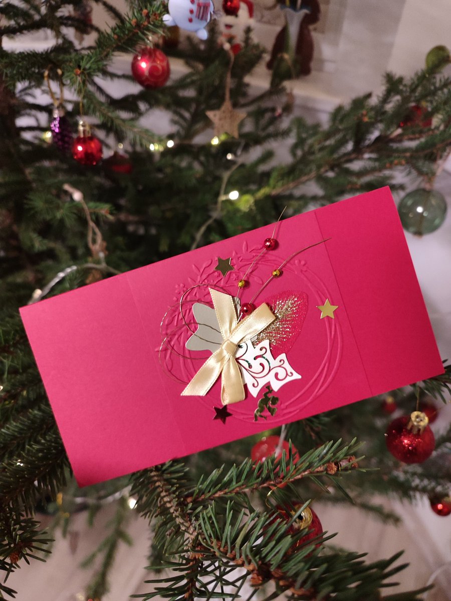 Gribējās visas kartītes kopā, bet, laikam, jau vēl pārējās jāgaida. Paldies <a href="/InetaTu/">Ineta</a> par skaisto apsveikumu