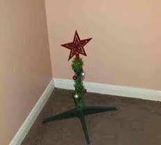 fartaylor's tweet image. Casi me agarra el "espitiru" de la navidad sin el arbolito,  pero lo logré...