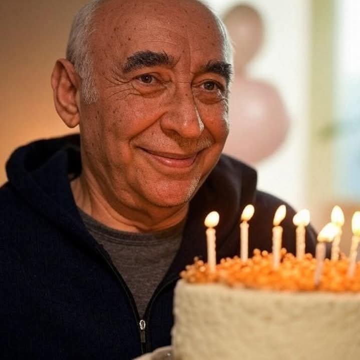 Büyük usta Şener Şen 83. yaşını kutladı. 🎂🤗