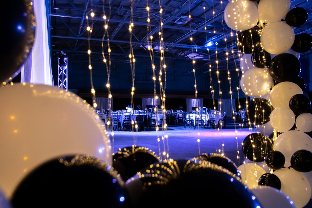 University Arena (@universityarena) on Twitter photo Final preparations before we welcome <a href="/MazakEurope/">MazakEurope</a> for their 2024 Christmas Party.
#xmas #Christmasparty2024 #hosting #events #merrychristmas Final preparations before we welcome <a href="/MazakEurope/">MazakEurope</a> for their 2024 Christmas Party.
#xmas #Christmasparty2024 #hosting #events #merrychristmas