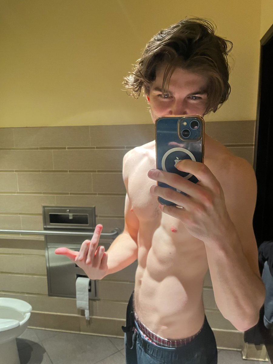 MASTER T 💪 FINDOM tweet media