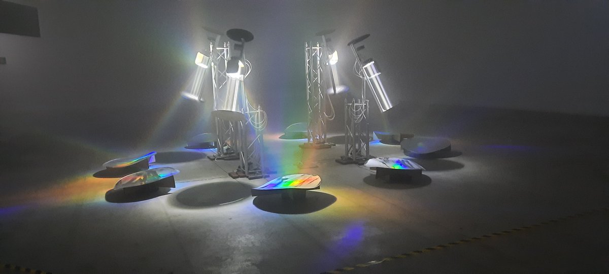malonsocalzon's tweet photo. https://t.co/Wj44j6v5Sb

@LABoral  #creatividad #colorido #ciencia #experimentacion #Gijon Ven a verlo. https://t.co/hq81anzG4s