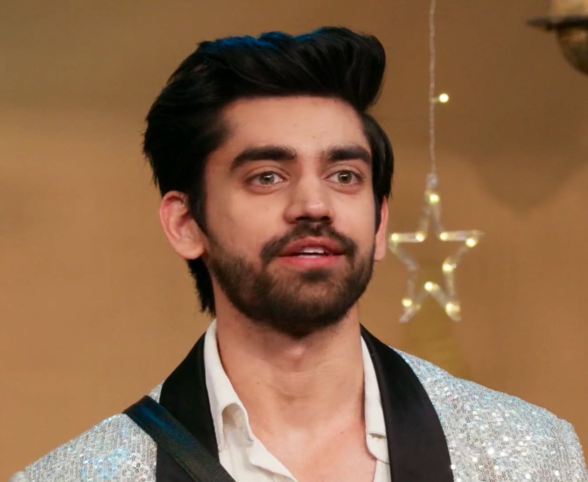NishantjhaActor's tweet photo. #AvinashMishra के सामने बोलना सबकी बस की बात नहीं है !
#Shilpa और #chum को #SamlanKhan के सामने Expose कर दिया मिश्रा जी ने, #BiggBoss18 #BB18 

UNBEATABLE AVINASH MISHRA https://t.co/MquvsEFGuO