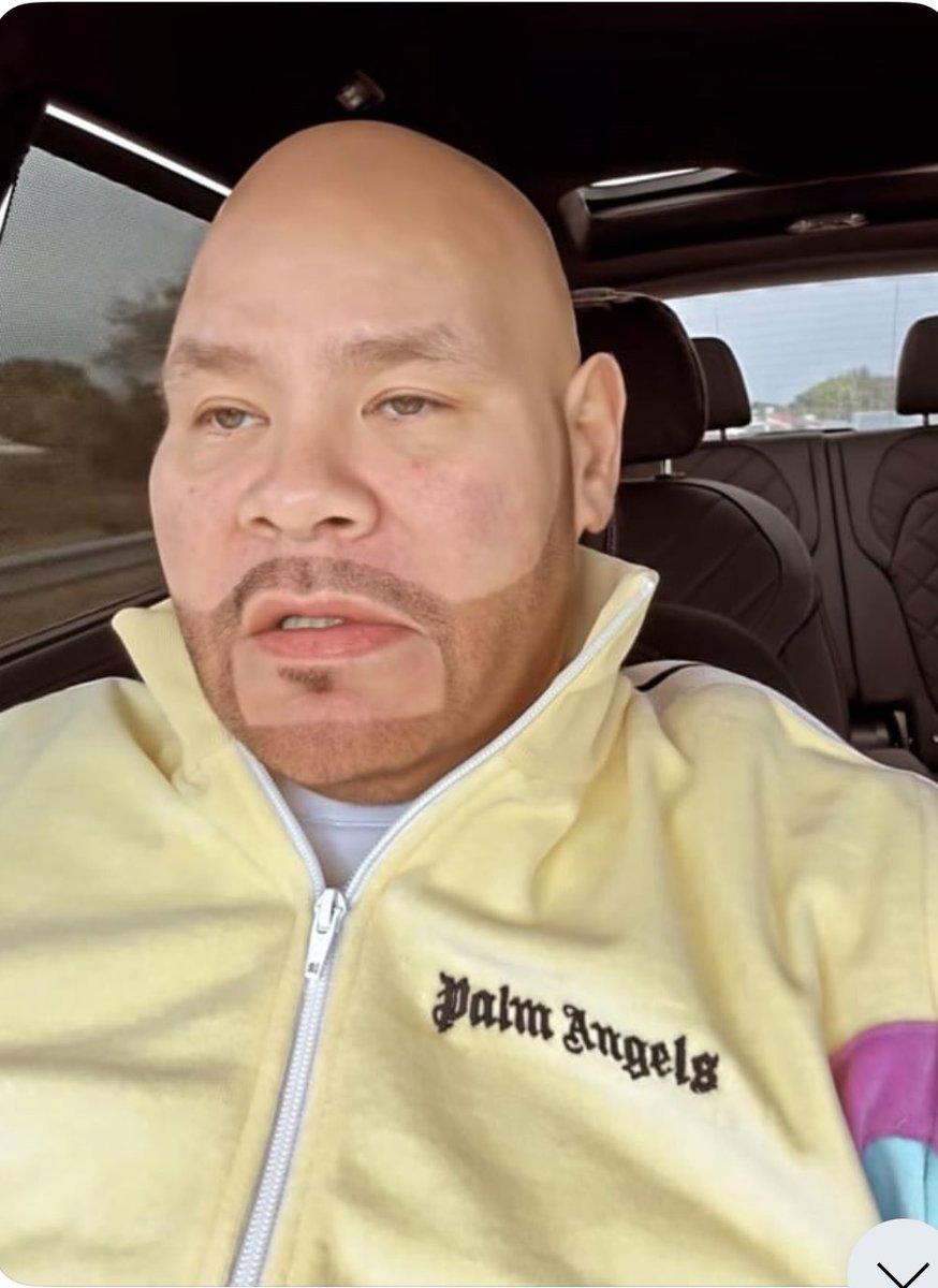 CMoneyGoHarder's tweet image. After benefiting off of the support of the #FBA #ADOS people and establishing his self as successful rap artist, @fatjoe now calls the very #BlackCommunity whose culture he worships broke. #BlackTwitter will expose @fatjoe as a #FatJoke! 🖕🏾 that #BeijingBeardedFraud!