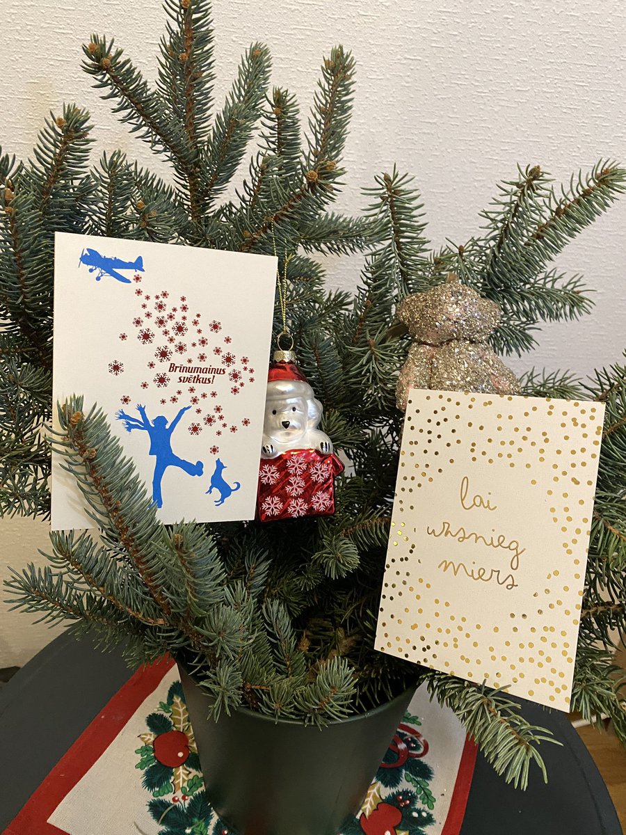 Liels paldies <a href="/Pata3draugi/">neMaijpuķīte🇱🇻🏳️‍🌈🇺🇦</a> un <a href="/BaibaKaa/">Baiba Kaa</a> par skaistajām un sirsnīgajām kartītēm 🎄✨ #tviteristuziemassvētki2024