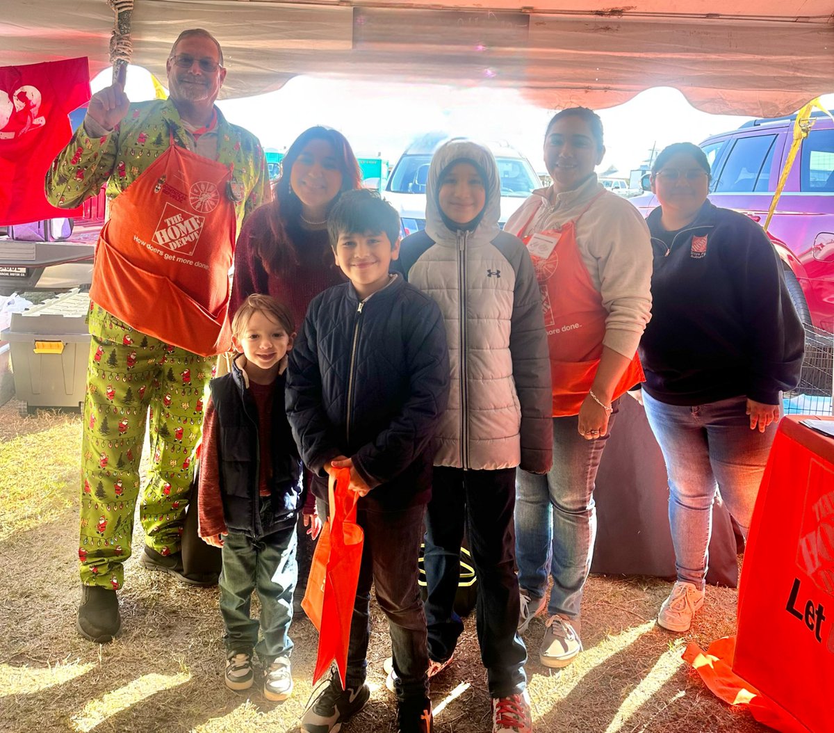 Amy Hahn tweet media