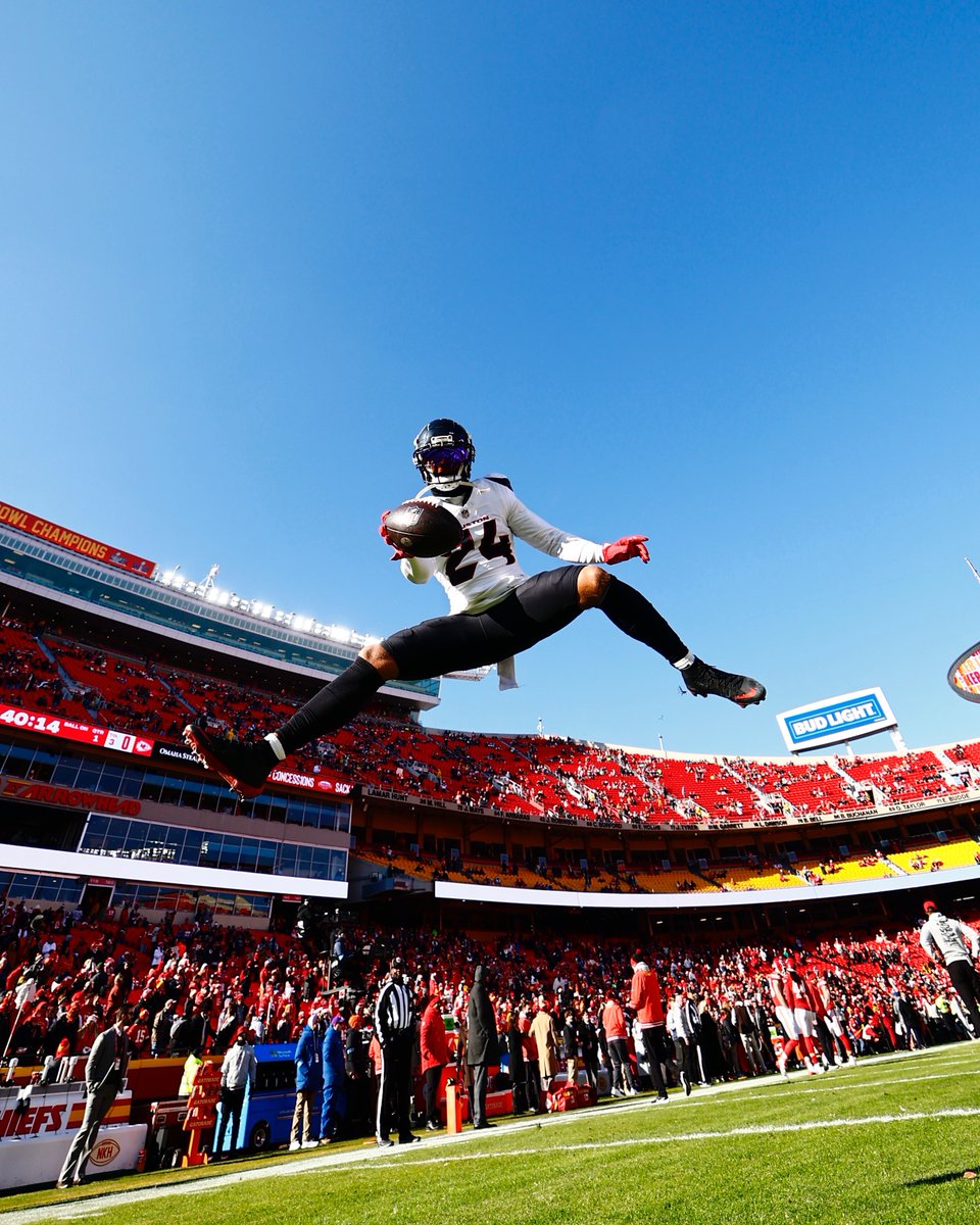 SO FLY THOUGHT I COULD FLY 🤫

#ProBowlVote + <a href="/stingjr/">Derek Stingley Jr.</a>