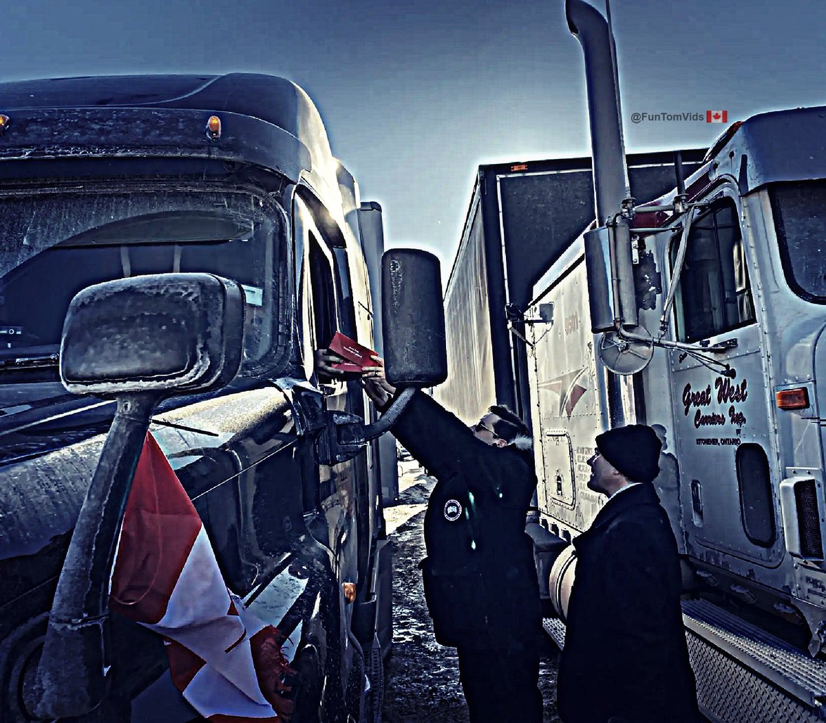 funtomvids's tweet image. POILIEVRE’S TRUCK CONVOY 🤌🏼:

🔳  Cost the Canadian economy $4 BILLION

🔳  Was funded by international Far-Right groups with 55% of funds coming from MAGA-affiliated right wing donors in the USA

🔳  Participants proudly displayed swastika and confederate flags

🔳  Harassed and…