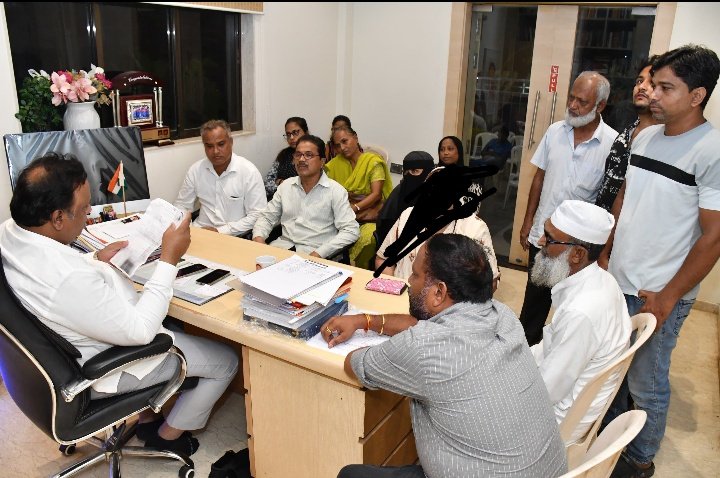 us2182's tweet photo. @ShelarAshish अभिनंदन, साहेब! हार्दिक शुभेच्छा! 💐

आपली क्षमता आणि अनुभव यामुळे आपण मुख्यमंत्री किंवा केंद्र सरकारच्या कॅबिनेटमध्ये मंत्रीपद मिळवण्यास योग्य आहात @BJP4India आणि संसदीय नेतृत्वाने भविष्यातील राष्ट्रीय नेतृत्वाच्या भूमिकेसाठी विचार करणे आवश्यक आहे
#AshishShelar #MinoritiesLeader https://t.co/zCUuL5ov3j
