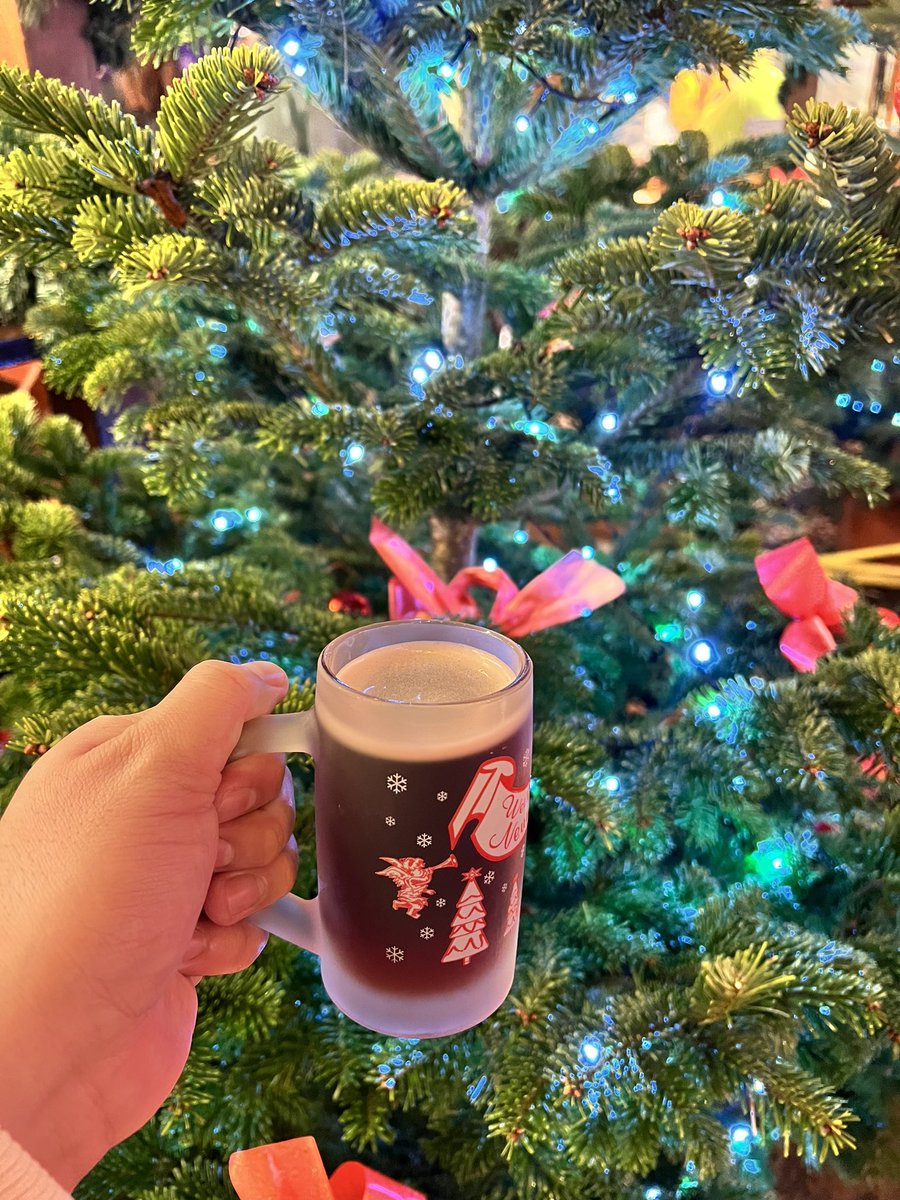 iammarkbryan's tweet photo. Merry Christmas 🫶 https://t.co/KKmHl9XuXa