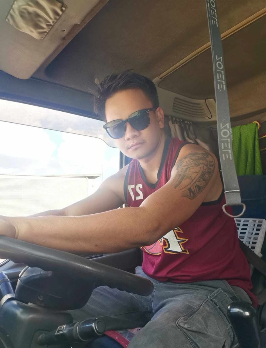VelascoKyan's tweet photo. sino nakakakilala sa kanya? https://t.co/F8t7cCQB3q