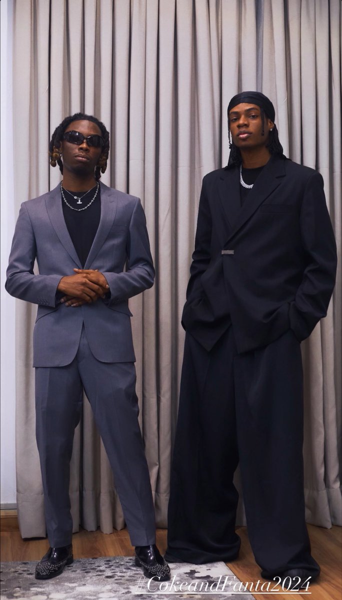 gdzillanews's tweet photo. NOT YOUR REGULAR COOPERATE LOOKING GANGSTERS βοΈβοΈ
#HAVEFUN #GDZILLA #GLORIOUS https://t.co/WFxI7MNKXY