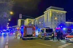 metyayaba's tweet photo. 【動画】ドイツのクリスマスマーケットのテロ、ガチで思ったよりヤバい
[Video] Terror at Christmas market in Germany is seriously worse than expected

https://t.co/bQxHSpINA2
#ドイツ　#christmasterror https://t.co/jMSZDNg0rP
